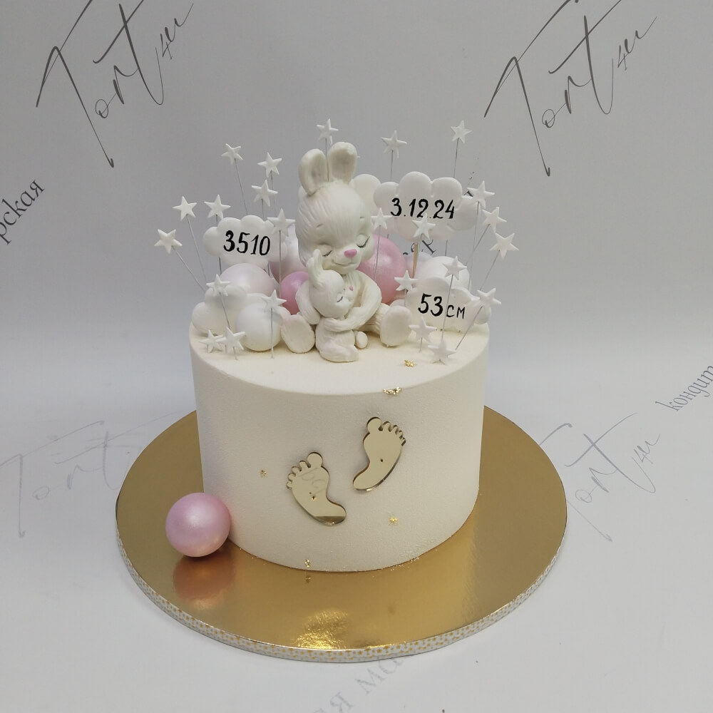 Торт Зайка на рождение малыша - 5420 на заказ в Москве, купить 4кг за 12650.00 ₽